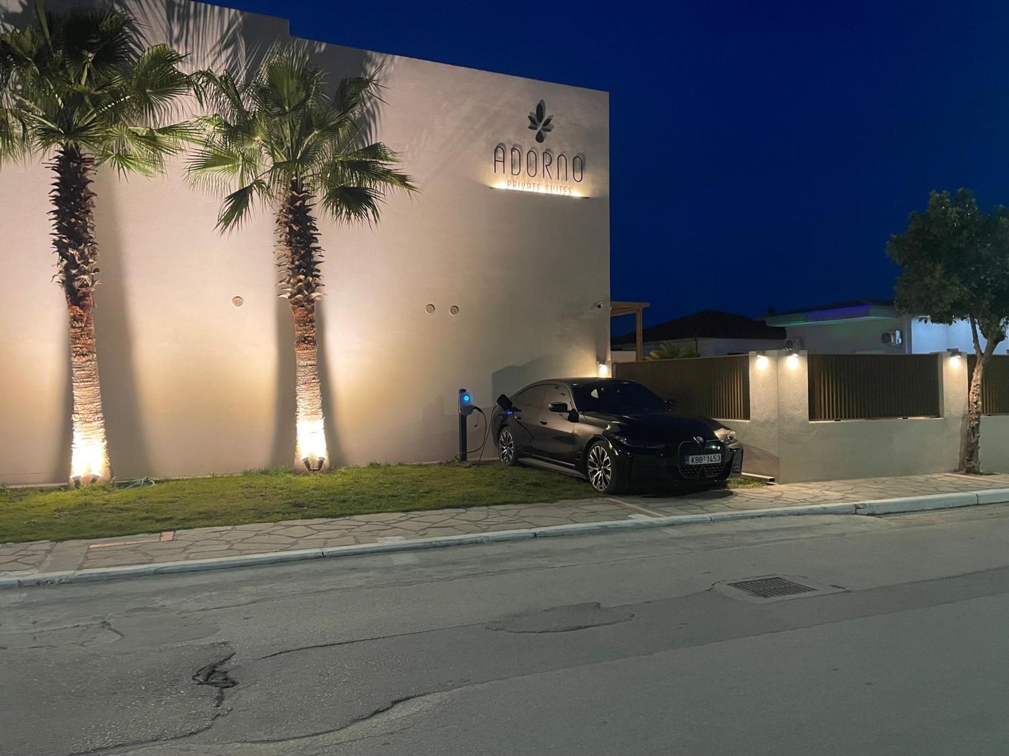 Adorno Private Suites Only Adults & Kids 12 Plus Vrasná 외부 사진